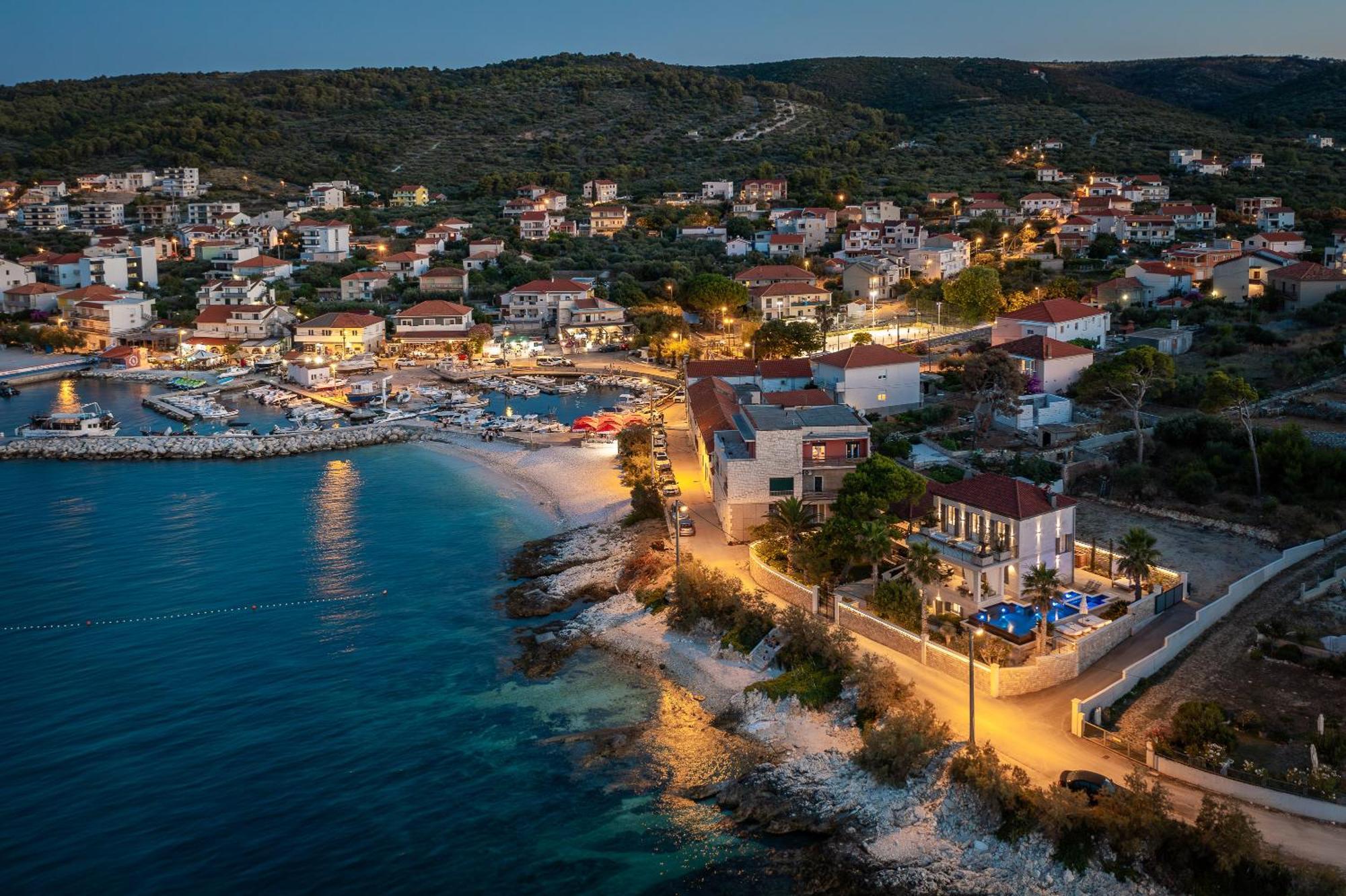 Villa L'Orizzonte Slatine Luaran gambar
